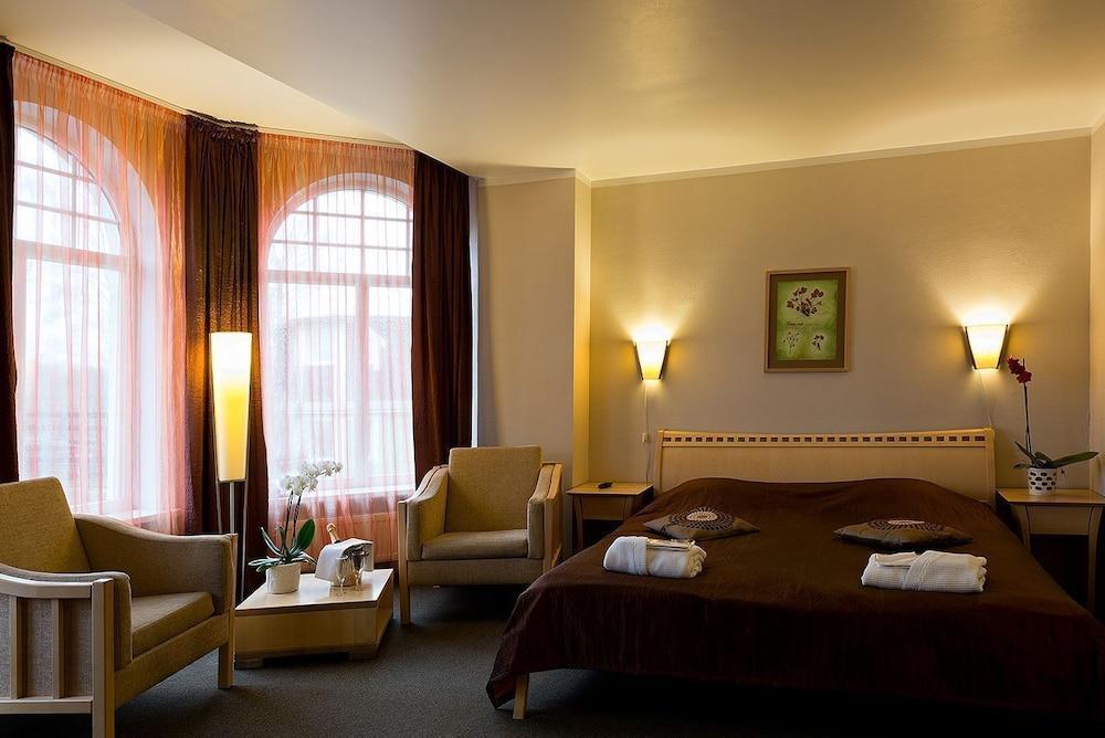 סיגולדה Spa Hotel Ezeri מראה חיצוני תמונה